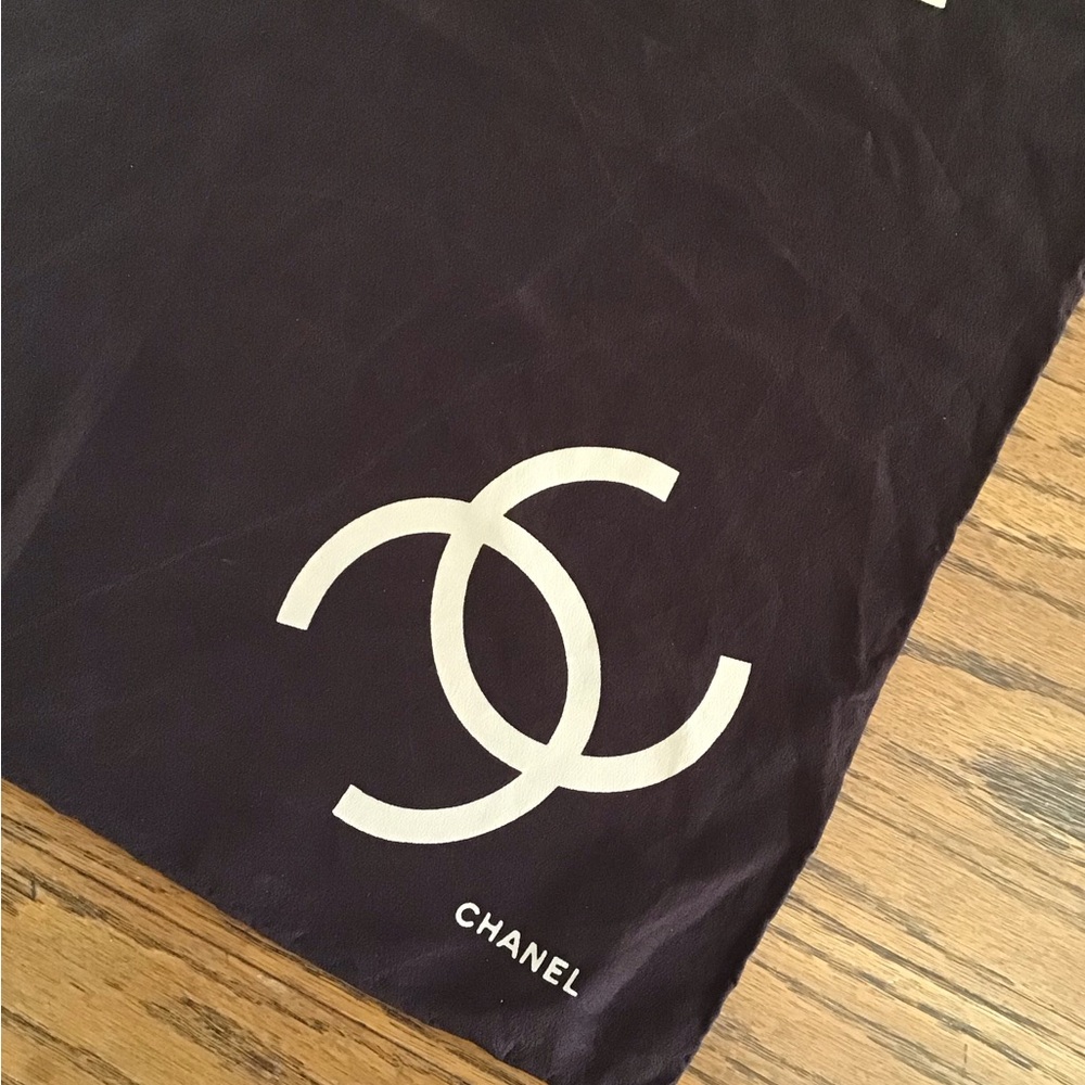 ***NFS Chanel CC Brown Silk Pocket Square Scarf RARE - Picture 2 of 4